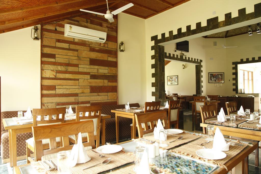 Отель Naturoville Ayurvedic And Yoga Retreat Ришикеш Экстерьер фото